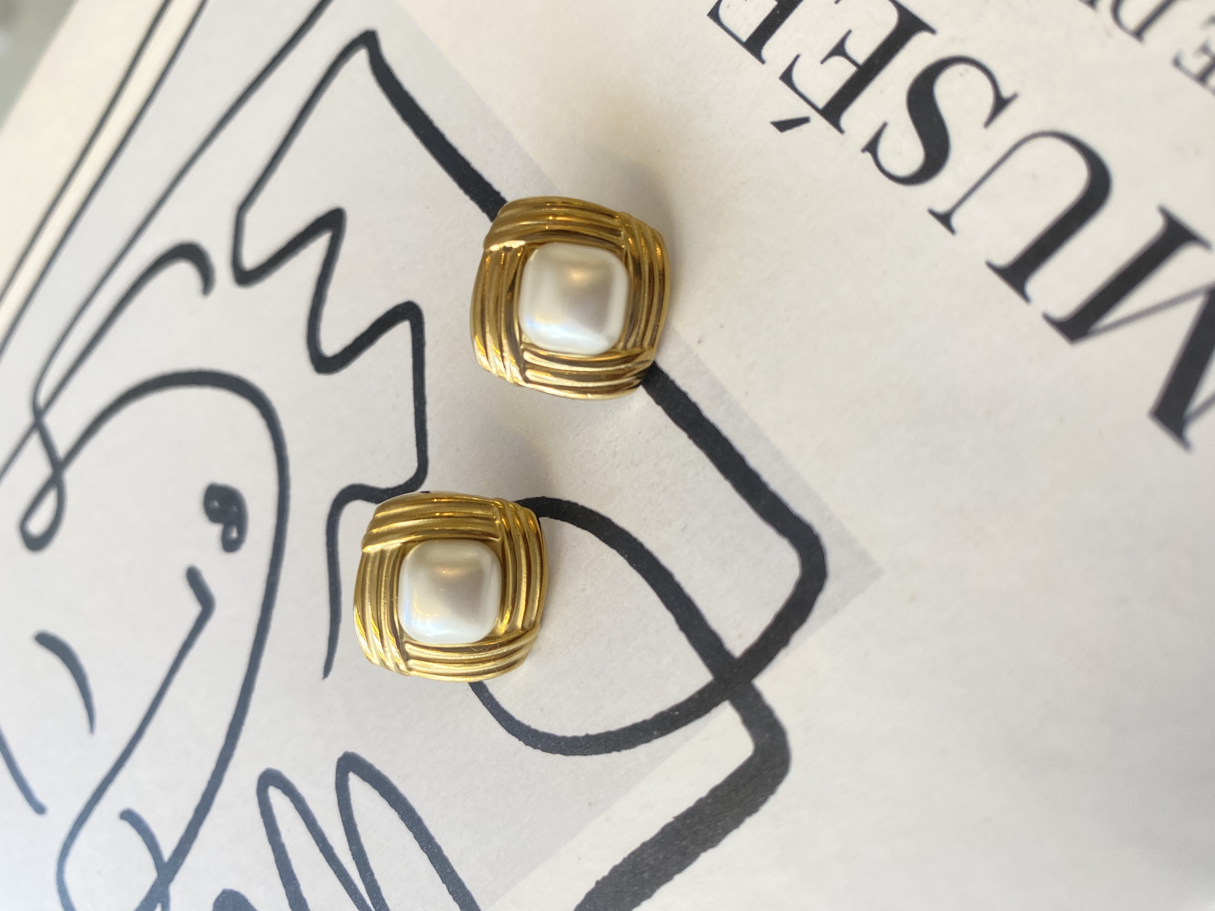 Vintage Pearl Earrings