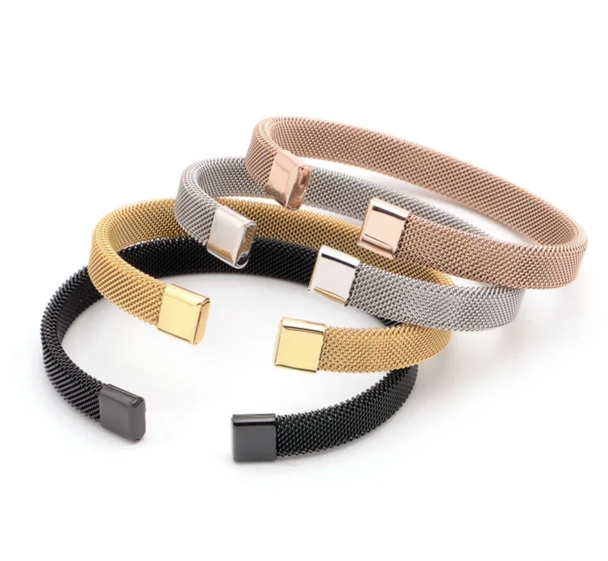 Essential Mesh Cuff