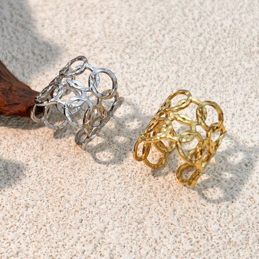 Solaria Ring