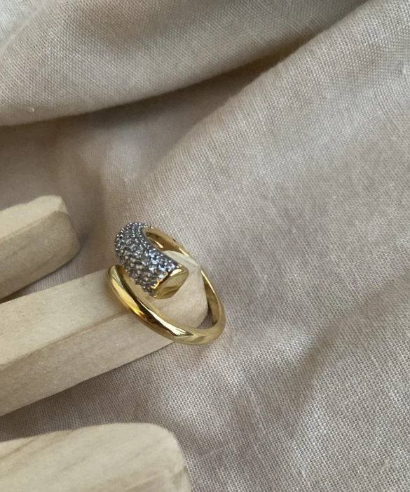 Aura Wrap Ring